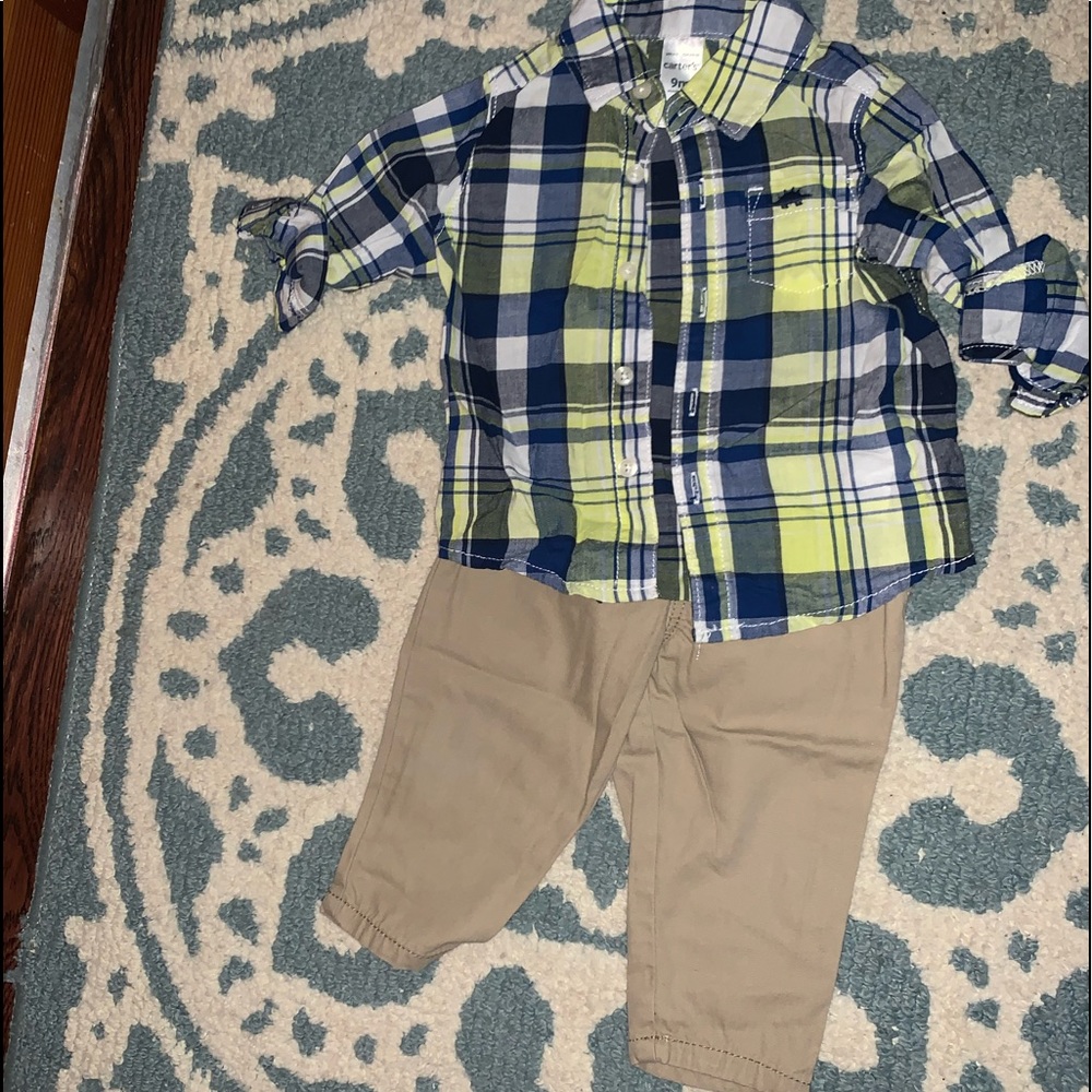 🔴SOLD🔴 Boy’s button up & khakis